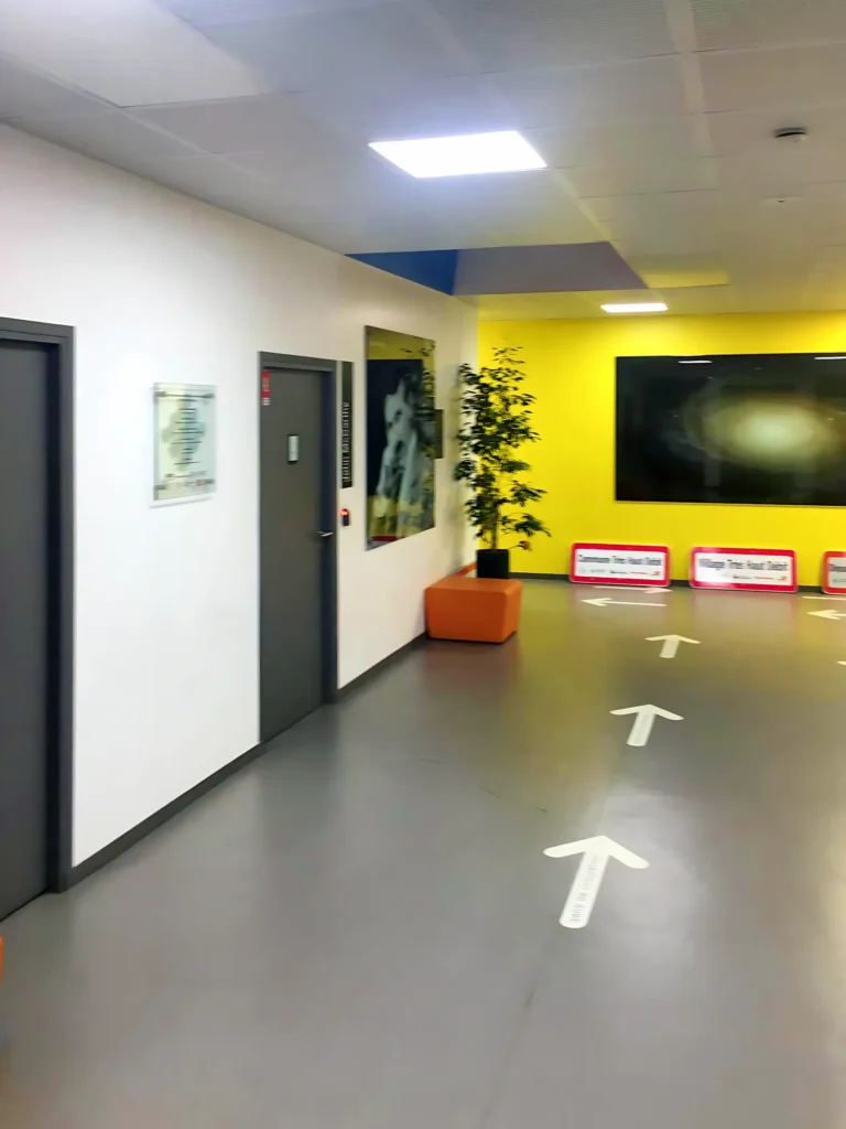 Espace du campus AI2 d’Écouen